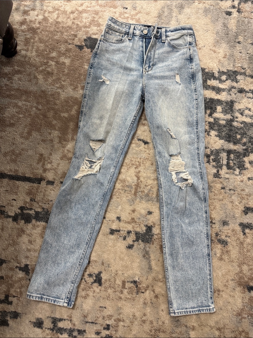Hollister 0/00R 24R Ultra high rise mom jeans